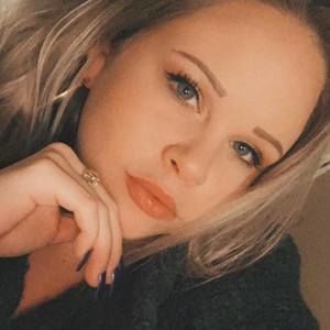 Meet your Posher, Brittney